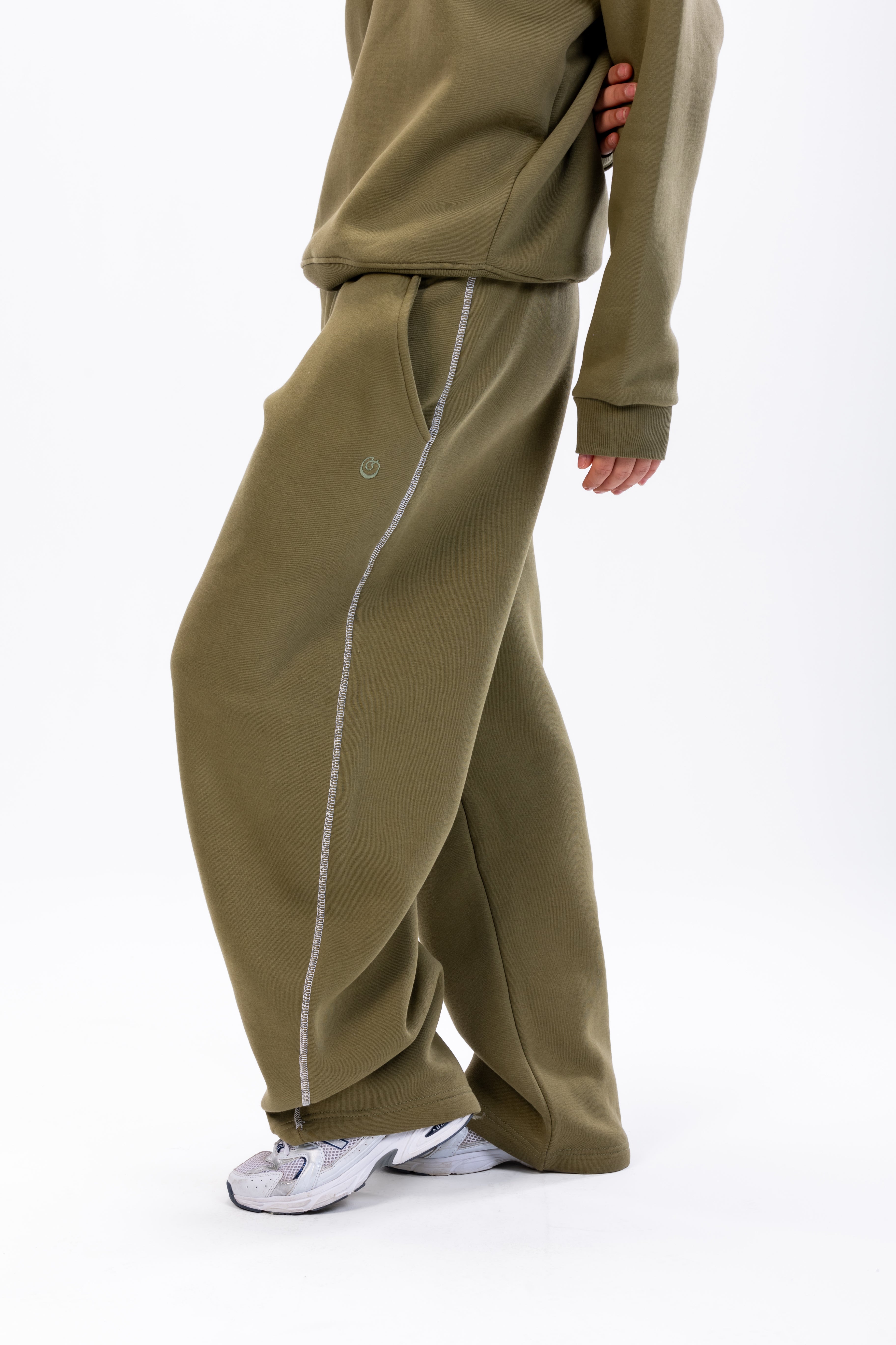 The “Metra Sweatpant” -Nile -UNISEX